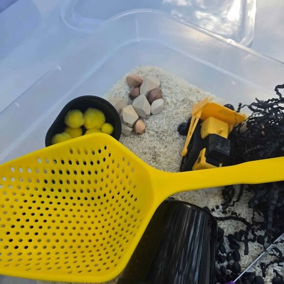 Construction Sensory Bin w/ Yellow Scoop Truck Rice Beans & Accessories for Lear - Picture 5 of 5